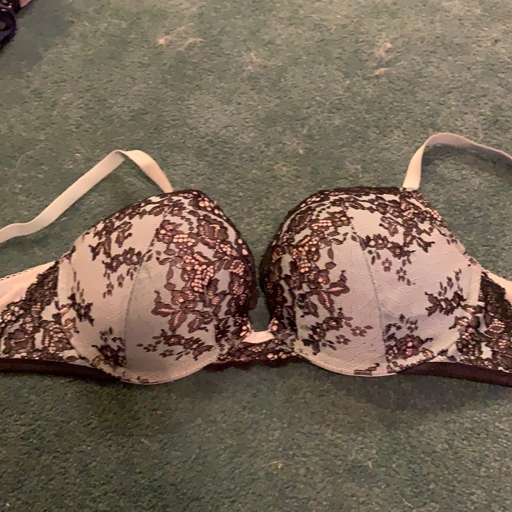 Vs Bra 36c - image 1